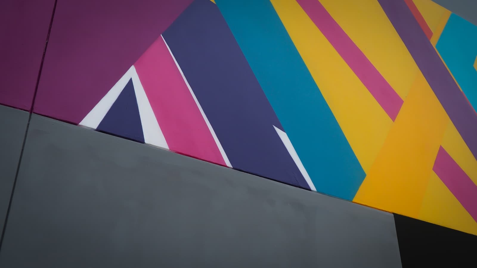Multicolored abstract mural on building, Wynwood